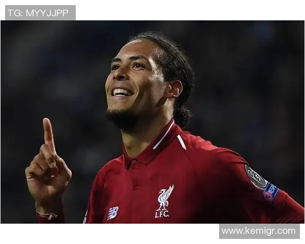 范戴克荣获月度最佳球员,实至名归 范戴克荣获月度最佳球员,实至名归